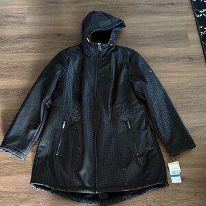 Michael Kors NWT Women’s Black Houndstooth Hooded Rain Jacket